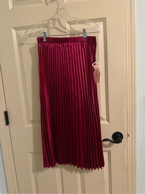 Pleated Satin Midi Skirt - Fuchsia Pink